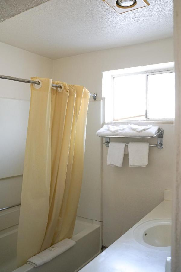אלבוקרקי Downtown Inn מראה חיצוני תמונה