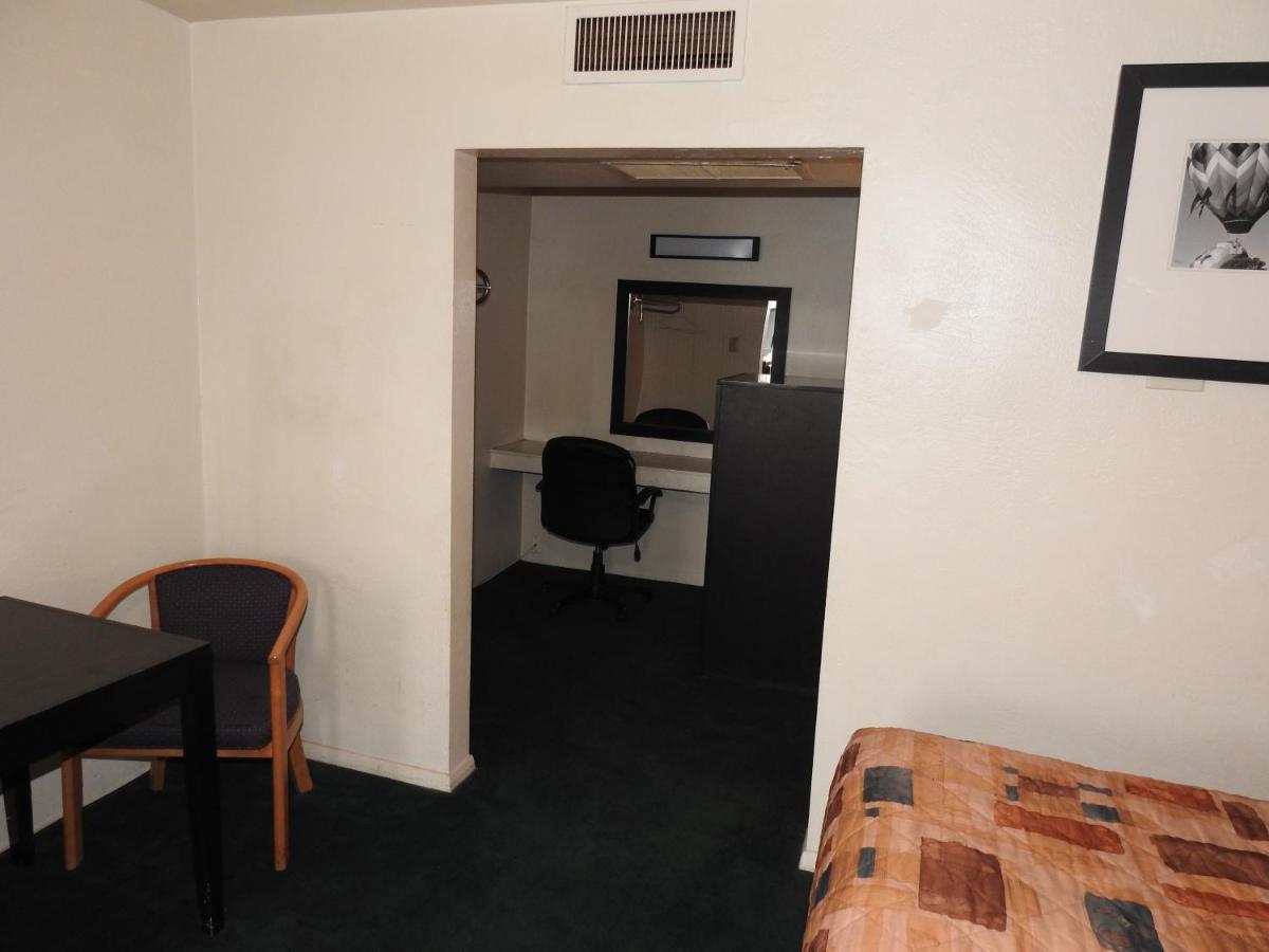 אלבוקרקי Downtown Inn מראה חיצוני תמונה